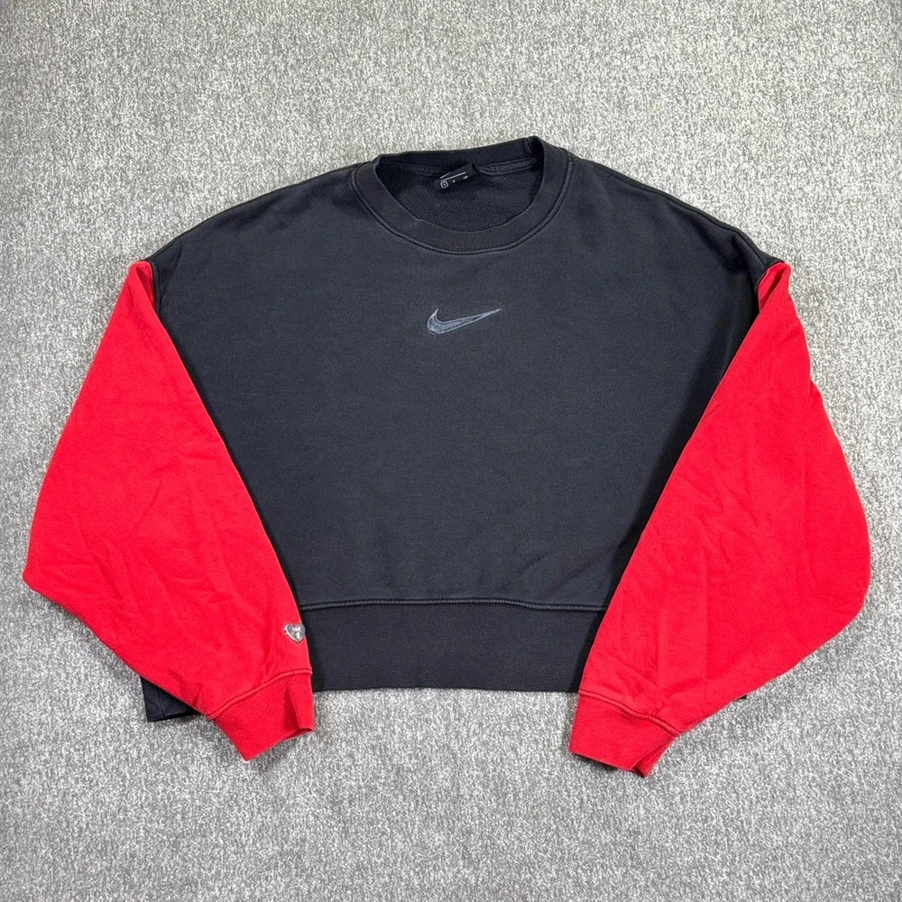 Nike Sportswear Center Swoosh Cropped Oversized Pullover Sweatshirt Women’s S - Picture 1 of 11